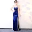 Sexy Bleu Roi Transparentes Robe De Soirée 2018 Gaine / Ajustement Sans Manches Bretelles Spaghetti Perlage Paillettes Train De Balayage Dos Nu Robe De Ceremonie