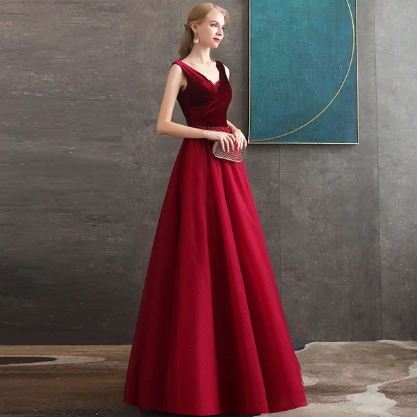 Meilleure Bordeaux Daim Robe De Soirée 2020 Princesse V-Cou Sans Manches Glitter Tulle Perlage Longue Volants Dos Nu Robe De Ceremonie