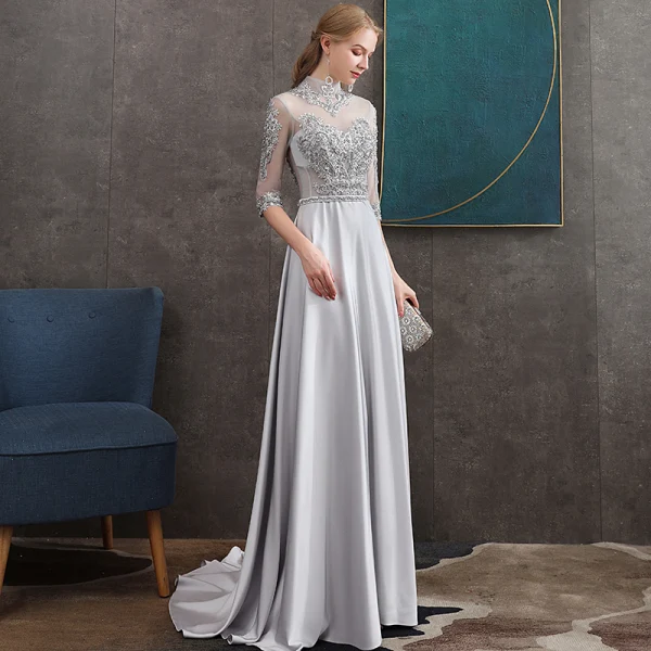 Vintage / Originale Gris Satin Transparentes Robe De Soirée 2020 Princesse Col Haut 1/2 Manches Appliques En Dentelle Ceinture Perlage Train De Balayage Volants Dos Nu Robe De Ceremonie