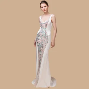 Sexy Elfenben Gjennomsiktig Selskapskjoler 2018 Trompet Havfrue Skuldre Uten Ermer Paljetter Rhinestone Beading Domstol Tog Buste Ryggløse Formelle Kjoler