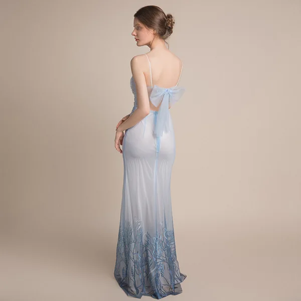 Sexy Bleu Ciel Dégradé De Couleur Bleu Marine Robe De Soirée 2018 Trompette / Sirène Sans Manches Bretelles Spaghetti Perlage Dos Nu Laçage Noeud Longue Volants Robe De Ceremonie