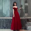 Chic / Beautiful Burgundy Prom Dresses 2019 A-Line / Princess Short Sleeve Off-The-Shoulder Beading Floor-Length / Long Ruffle Backless Formal Dresses