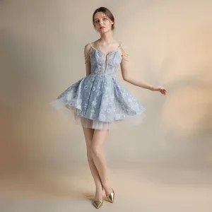 Sexy Bleu Ciel Transparentes Robe De Fete 2018 Princesse Sans Manches Bretelles Spaghetti Perlage Impression Fleur Glitter Tulle Courte Volants Dos Nu Robe De Ceremonie
