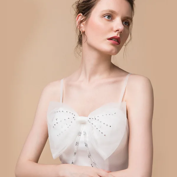 Sexy Ivory / Creme Durchsichtige Abendkleider 2018 Etui Ärmellos Spaghettiträger Schleife Perlenstickerei Lange Rüschen Rückenfreies Festliche Kleider