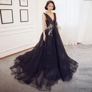 Sexy Black Evening Dresses 2018 A Line Princess V Neck Sleeveless Appliques Lace Bow Court Train Ruffle Backless Formal Dresses