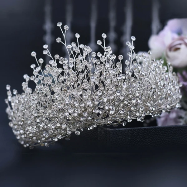 Charmant Argenté Bijoux Mariage 2021 Alliage Faux Diamant Boucles D'Oreilles Un Collier Tiare Mariage Accessorize