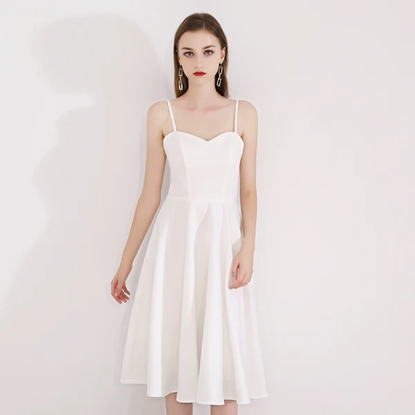 Modest / Simple Ivory Homecoming Graduation Dresses With Shawl 2018 A-Line / Princess Sleeveless Spaghetti Straps Tea-length Ruffle Backless Formal Dresses