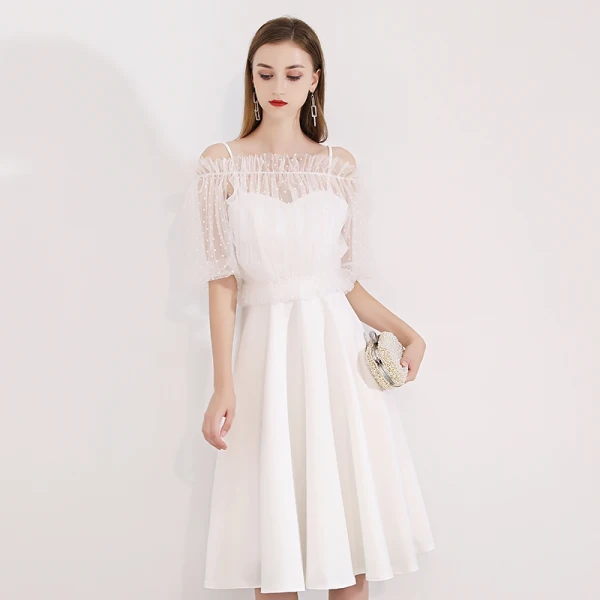 Modest / Simple Ivory Homecoming Graduation Dresses With Shawl 2018 A-Line / Princess Sleeveless Spaghetti Straps Tea-length Ruffle Backless Formal Dresses
