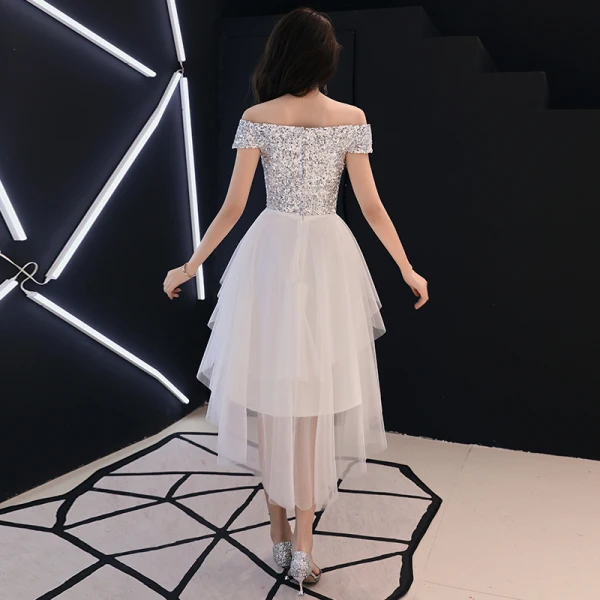 Chic / Belle Ivoire Robe De Cocktail 2018 Princesse De l'épaule Manches Courtes Paillettes Asymétrique Volants Dos Nu Robe De Ceremonie