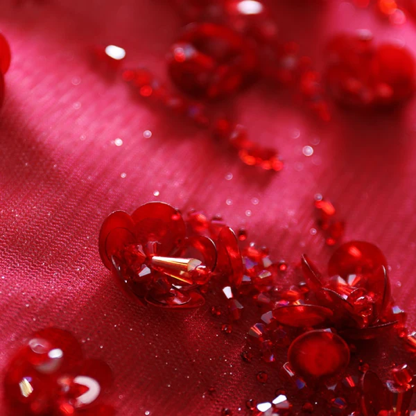 Elegant Rød Gradient-Farge Hvit Dancing Ballkjoler Med Sjal 2021 Prinsesse Kjæreste Uten Ermer Beading Paljetter Glitter Tyll Lange Buste Ryggløse Formelle Kjoler