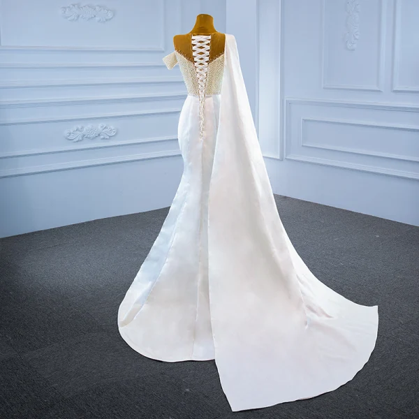 Luxury / Gorgeous White Satin Bridal Wedding Dresses 2021 Trumpet / Mermaid See-through Scoop Neck Short Sleeve Handmade  Beading Pearl Watteau Train Ruffle