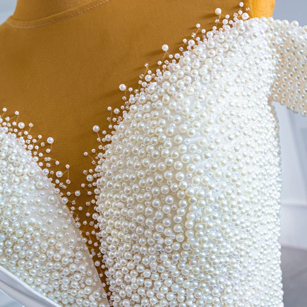 Luxury / Gorgeous White Satin Bridal Wedding Dresses 2021 Trumpet / Mermaid See-through Scoop Neck Short Sleeve Handmade  Beading Pearl Watteau Train Ruffle