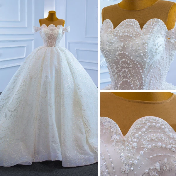 Luxury / Gorgeous White Bridal Wedding Dresses 2021 Ball Gown See-through Scoop Neck Short Sleeve Handmade  Beading Pearl Glitter Tulle Chapel Train Ruffle