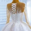 Charmant Blanche La Mariée Robe De Mariée 2021 Robe Boule Transparentes Encolure Dégagée Manches Longues Dos Nu Appliques En Dentelle Fait main Perlage Glitter Tulle