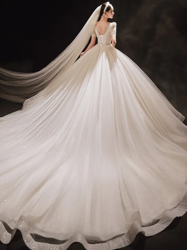 Vintage / Retro Champagne Bridal Wedding Dresses 2021 Ball Gown Square Neckline Short Sleeve Backless Beading Glitter Tulle Cathedral Train Ruffle