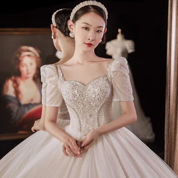 Vintage / Retro Champagne Bridal Wedding Dresses 2021 Ball Gown Square Neckline Short Sleeve Backless Beading Glitter Tulle Cathedral Train Ruffle