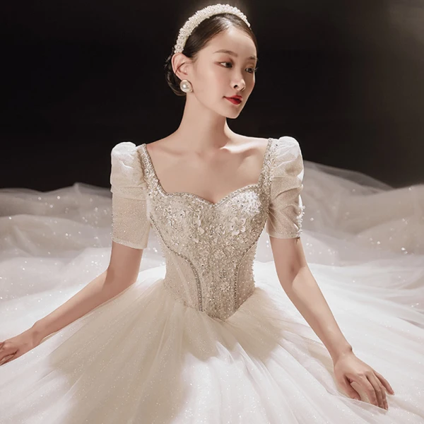Vintage / Retro Champagne Bridal Wedding Dresses 2021 Ball Gown Square Neckline Short Sleeve Backless Beading Glitter Tulle Cathedral Train Ruffle