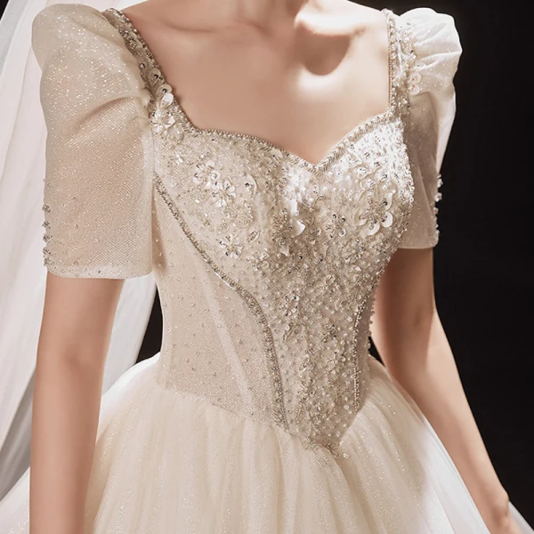 Vintage / Retro Champagne Bridal Wedding Dresses 2021 Ball Gown Square Neckline Short Sleeve Backless Beading Glitter Tulle Cathedral Train Ruffle