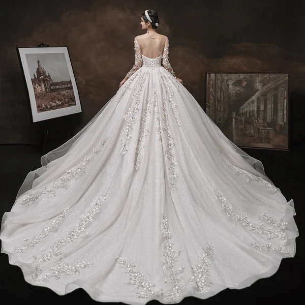Charming Champagne Handmade  Bridal Wedding Dresses 2021 Ball Gown See-through Scoop Neck Long Sleeve Backless Appliques Lace Beading Glitter Tulle Cathedral Train Ruffle