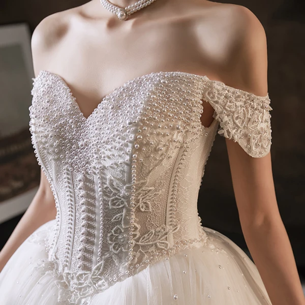 Luxury / Gorgeous White Bridal Wedding Dresses 2021 Ball Gown Off-The-Shoulder Short Sleeve Backless Appliques Lace Handmade  Beading Pearl Cathedral Train Ruffle