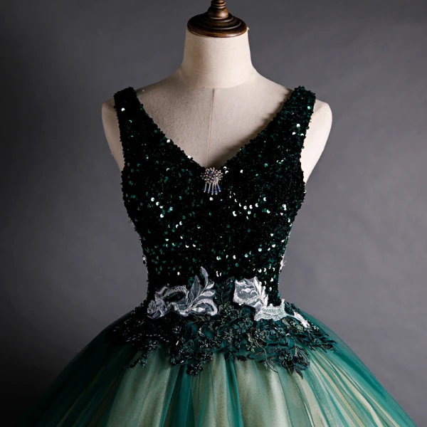 High-end Dark Green Dancing Prom Dresses 2021 Ball Gown V-Neck Sleeveless Appliques Lace Beading Floor-Length / Long Ruffle Backless Formal Dresses