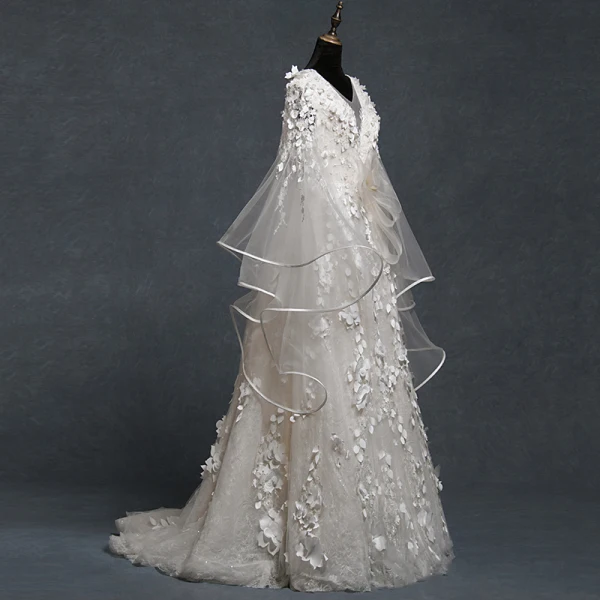 Modern / Fashion Champagne Wedding Dresses 2018 A-Line / Princess V-Neck Bell sleeves Backless Appliques Lace Glitter Tulle Court Train Ruffle