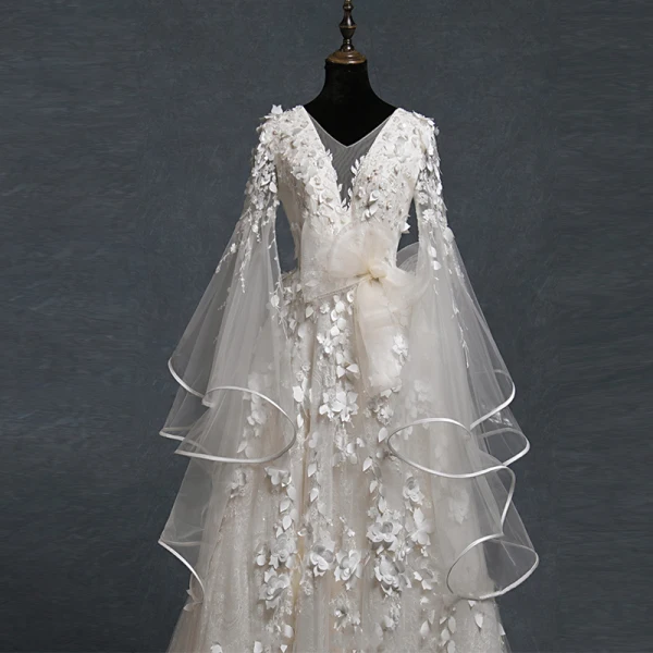 Modern / Fashion Champagne Wedding Dresses 2018 A-Line / Princess V-Neck Bell sleeves Backless Appliques Lace Glitter Tulle Court Train Ruffle