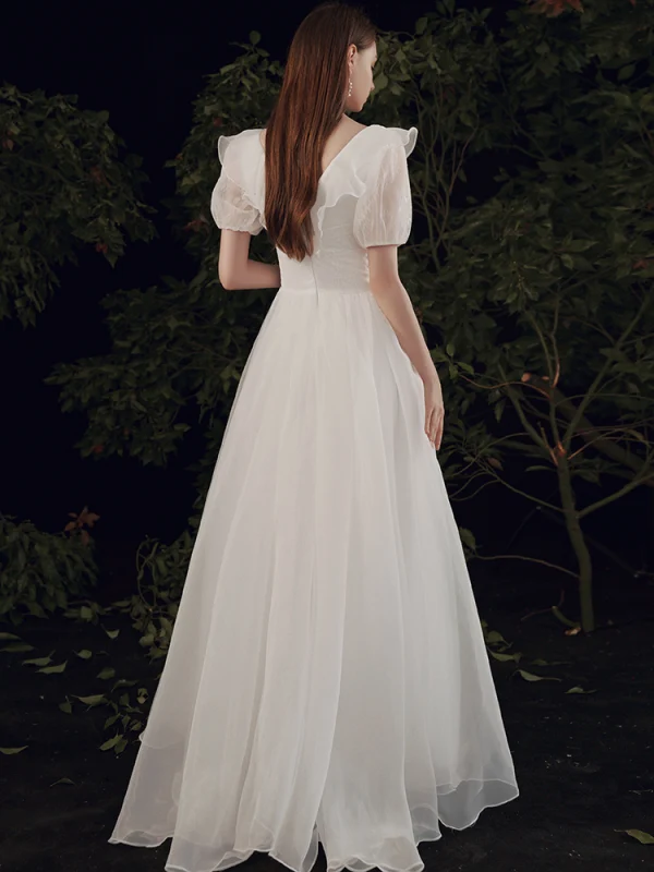 Affordable White Chiffon Outdoor / Garden Wedding Dresses 2021 A-Line / Princess V-Neck Puffy Short Sleeve Backless Floor-Length / Long Ruffle