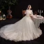 Viktorianischer Stil Champagner Garten / Im Freien Brautkleider / Hochzeitskleider 2021 A Linie Durchsichtige Stehkragen Geschwollenes 3/4 Ärmel Rückenfreies Applikationen Spitze Pailletten Sweep / Pinsel Zug Rüschen