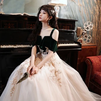 Deux Tons Vert Foncé Dansant Robe De Bal 2021 Princesse Bretelles Spaghetti Manches Courtes Appliques En Dentelle Longue Volants Dos Nu Robe De Ceremonie