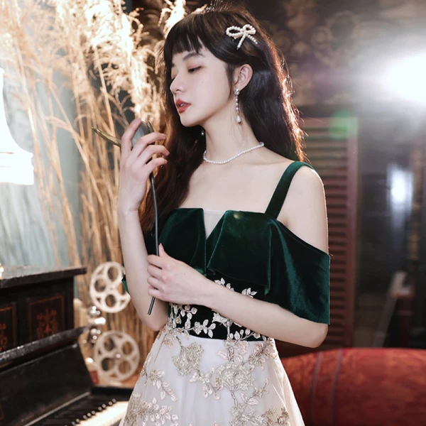 Two Tone Dark Green Dancing Prom Dresses 2021 A-Line / Princess Spaghetti Straps Short Sleeve Appliques Lace Floor-Length / Long Ruffle Backless Formal Dresses
