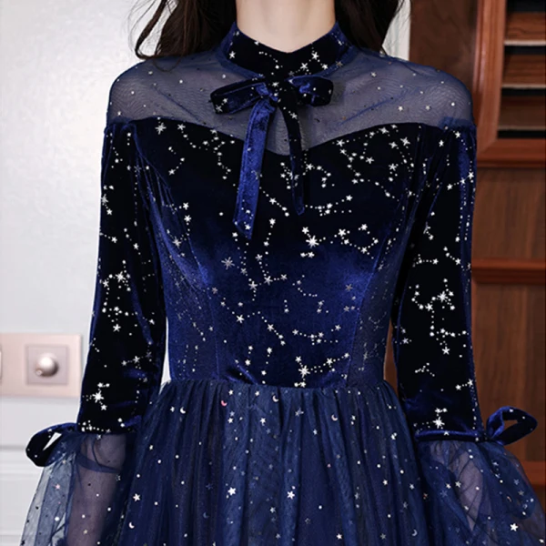 Style Chinois Ciel étoilé Bleu Roi Dansant Robe De Bal 2021 Princesse Transparentes Col Haut Manches Longues Étoile Paillettes Longue Volants Robe De Ceremonie