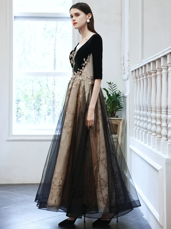 Elegant Black Dancing Prom Dresses 2021 A-Line / Princess See-through Deep V-Neck 1/2 Sleeves Appliques Sequins Floor-Length / Long Ruffle Backless Formal Dresses