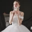 Minimalistisch Weiß Hochzeits Brautkleider / Hochzeitskleider 2021 A Linie Bandeau One-Shoulder Kurze Ärmel Rückenfreies Kathedrale Schleppe Rüschen