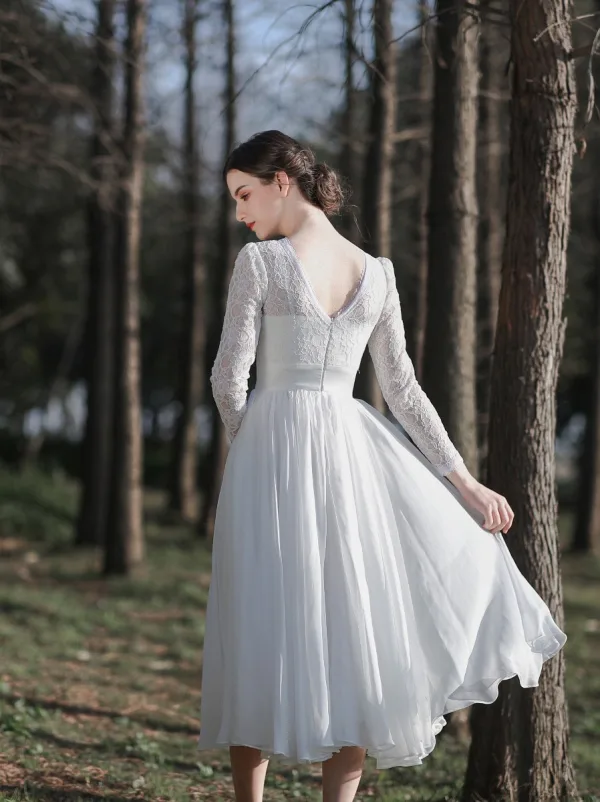 Affordable White Lace Outdoor / Garden Wedding Dresses 2021 A-Line / Princess Scoop Neck Long Sleeve Backless Tea-length Ruffle
