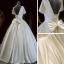 Abordable Ivoire Satin La Mariée Robe De Mariée 2021 Robe Boule Encolure Carrée Manches Courtes Dos Nu Perlage Perle Noeud Longue Volants