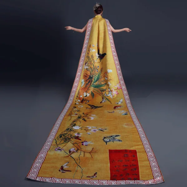 Chinese style Yellow Cheongsam / Qipao 2021 Trumpet / Mermaid High Neck Short Sleeve Butterfly Printing Watteau Train Formal Dresses