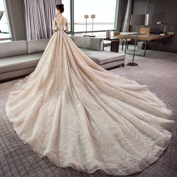 Vintage Champagner Brautkleider / Hochzeitskleider 2018 A Linie Eckiger Ausschnitt 1/2 Ärmel Rückenfreies Kristall Perlenstickerei Glanz Spitze Kathedrale Schleppe Rüschen