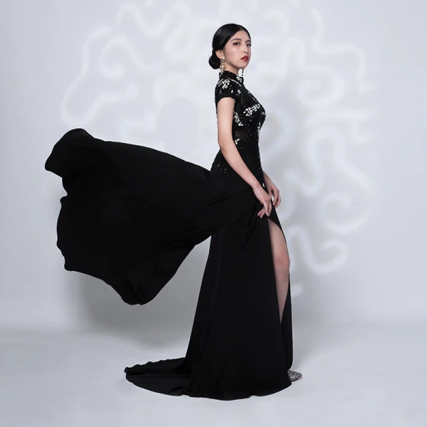 Luxury / Gorgeous Red Carpet Black See-through Evening Dresses  2021 Trumpet / Mermaid High Neck Short Sleeve Handmade  Beading Split Front Sweep Train Ruffle Formal Dresses