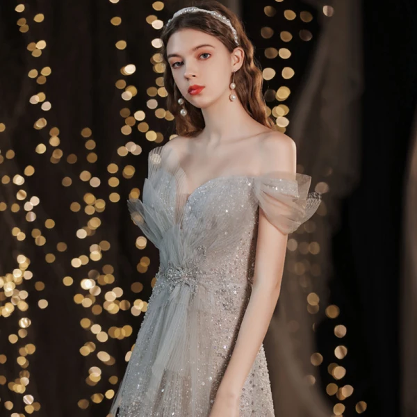 Glitzernden Grau Tanzen Ballkleider 2021 A Linie Off Shoulder Kurze Ärmel Perlenstickerei Pailletten Glanz Tülle Sweep / Pinsel Zug Rüschen Rückenfreies Festliche Kleider