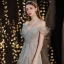 Glitzernden Grau Tanzen Ballkleider 2021 A Linie Off Shoulder Kurze Ärmel Perlenstickerei Pailletten Glanz Tülle Sweep / Pinsel Zug Rüschen Rückenfreies Festliche Kleider
