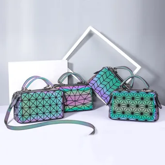 Amazing Unique Multi Colors Luminous Geometric Square Handbag Messenger Bag 2021 Pu Reflective Holographic Casual Women S Bags