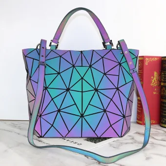 Eye Catching Multi Colors Luminous Geometric Shoulder Bags Messenger Bag 2021 Pu Reflective Holographic Casual Women S Bags