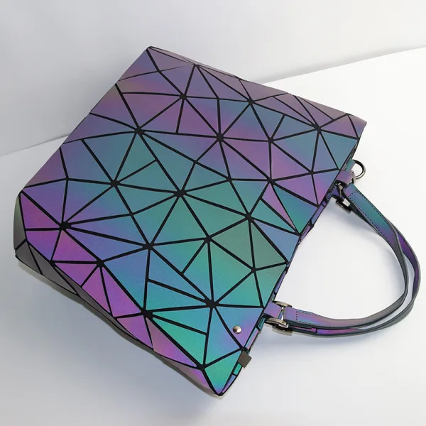 Eye-catching Multi-Colors Luminous Geometric Shoulder Bags Messenger Bag 2021 PU Reflective Holographic Casual Women's Bags