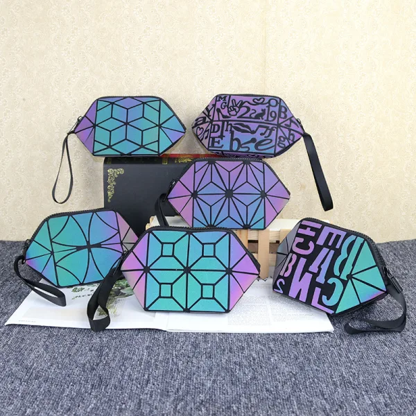 Accrocheuse Multi-Couleurs Lumineux Géométrique Pochettes 2021 PU Réfléchissant Holographique Désinvolte Sacs Pour Femmes