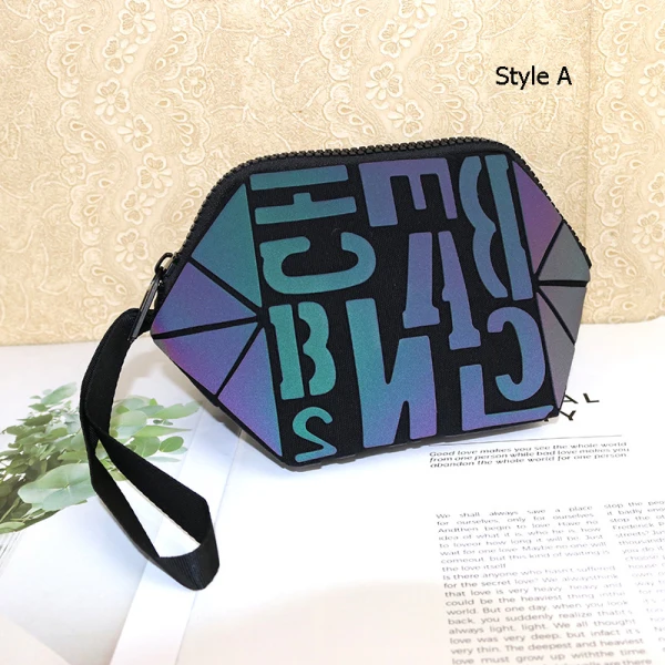 Accrocheuse Multi-Couleurs Lumineux Géométrique Pochettes 2021 PU Réfléchissant Holographique Désinvolte Sacs Pour Femmes