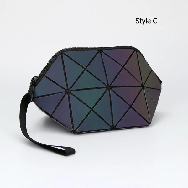 Accrocheuse Multi-Couleurs Lumineux Géométrique Pochettes 2021 PU Réfléchissant Holographique Désinvolte Sacs Pour Femmes