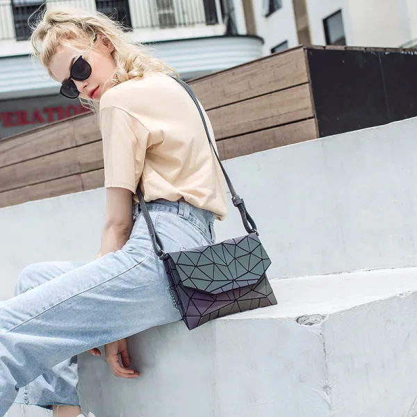 Rainbow Multi-Colors Luminous Geometric Square Messenger Bag Shoulder Bags 2021 PU Holographic Reflective Women's Bags