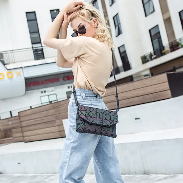 Rainbow Multi-Colors Luminous Geometric Square Messenger Bag Shoulder Bags 2021 PU Holographic Reflective Women's Bags