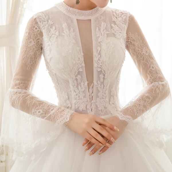 Affordable Ivory See-through Wedding Dresses 2018 Ball Gown Scoop Neck Bell sleeves Appliques Lace Beading Floor-Length / Long Ruffle